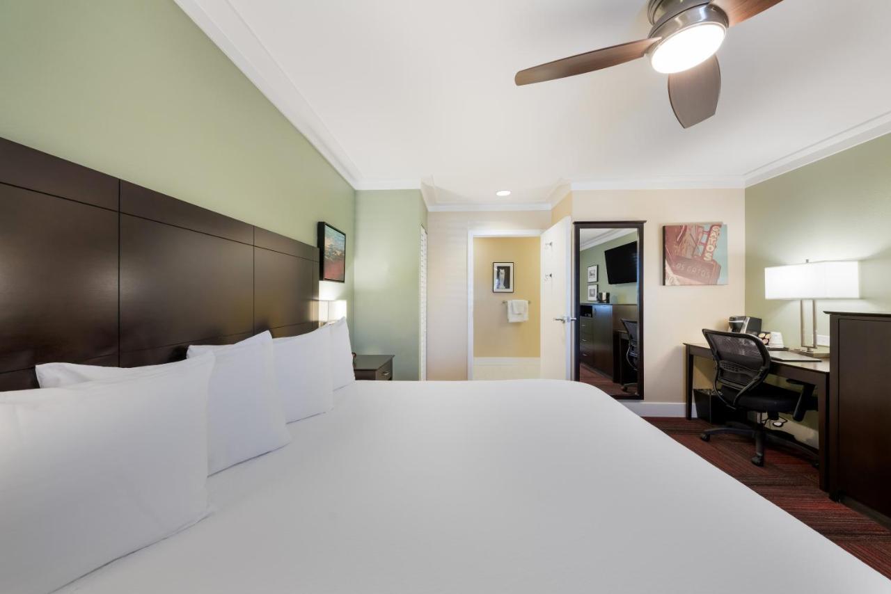 Best Western The Inn Of לוס גאטוס מראה חיצוני תמונה